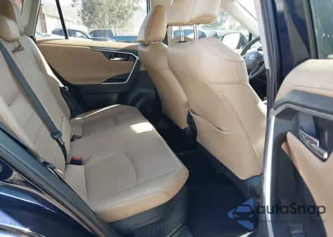 2019 Toyota Rav4 Hybrid Limited z USA, uszkodzony, nr VIN 2T3DWRFV1KW028752